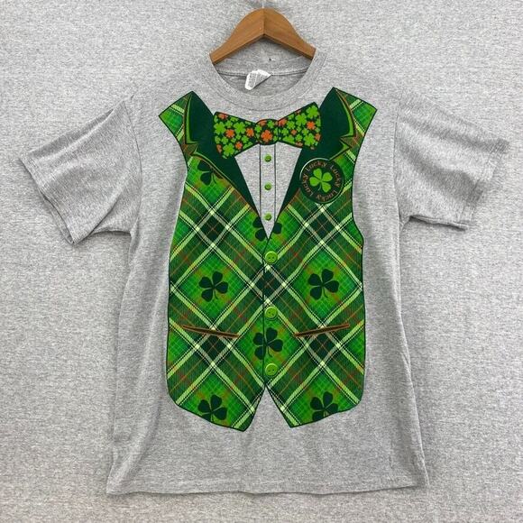 St Patricks Day Tshirt Mens Medium Gray Green Jerzees Tuxedo Tee Short Sleeve - Picture 1 of 8